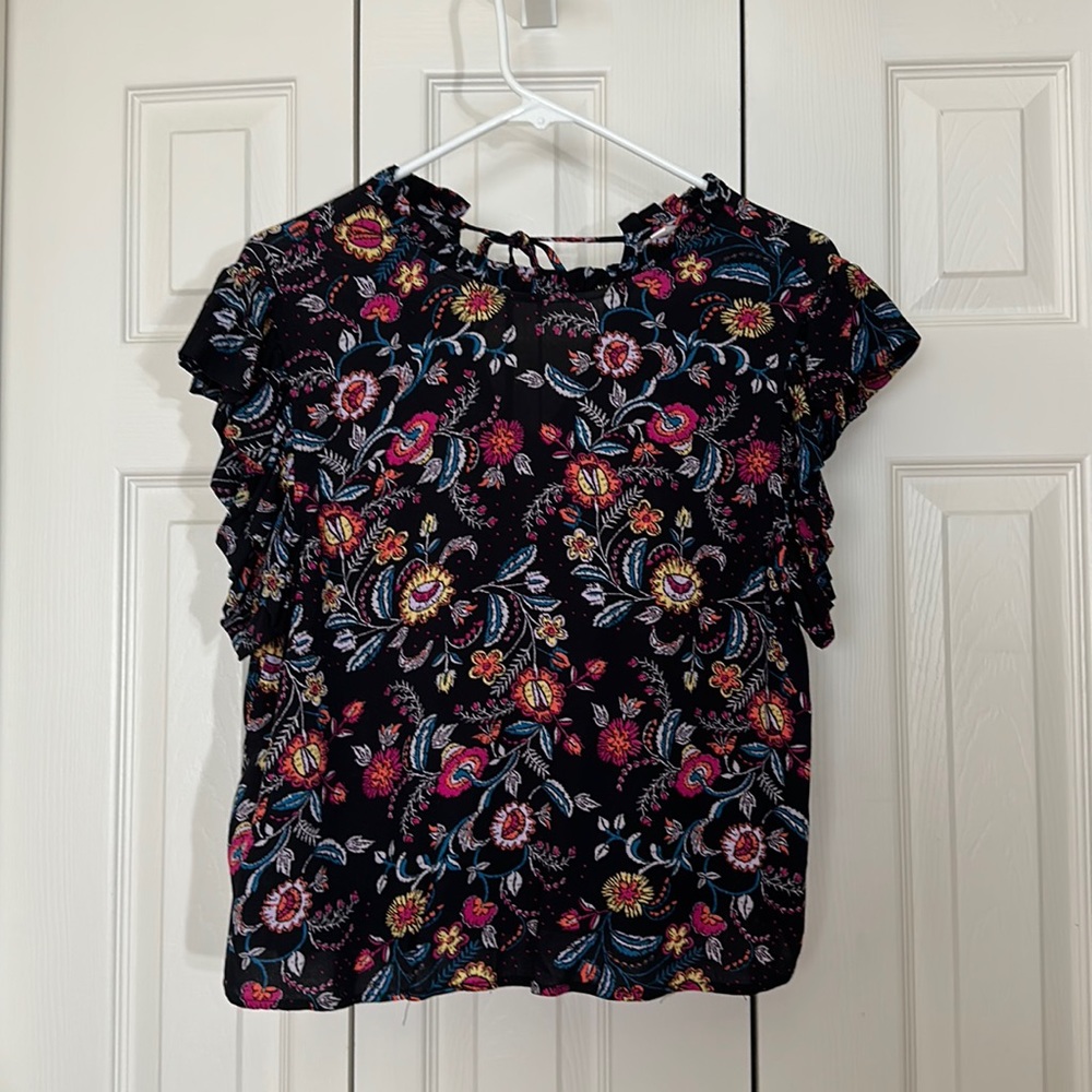 NWT floral short sleeve shirt